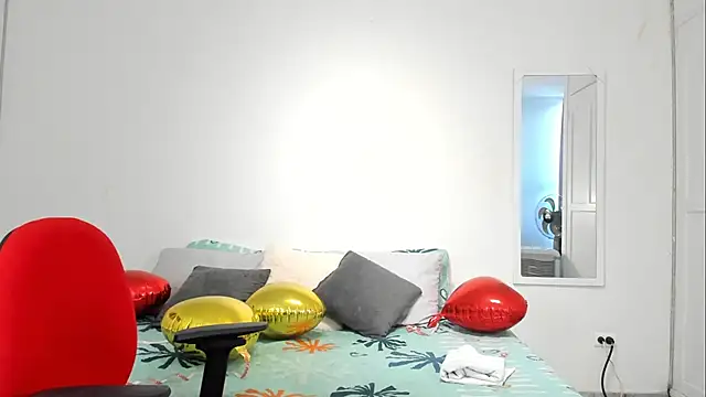 Estrella Duran online show from 03/17/25, 07:15