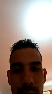 JohanyLatino online show from 04/01/26, 04:37