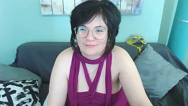 EverlyRays online show from 02/11/25, 05:50