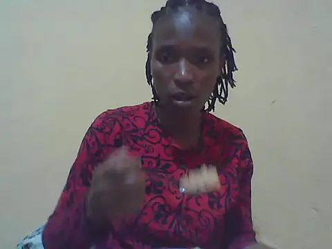 Smillie prety online show from 11/03/25, 04:30