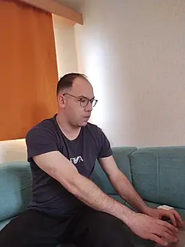 steviebigdick1992 online show from 03/24/26, 12:43