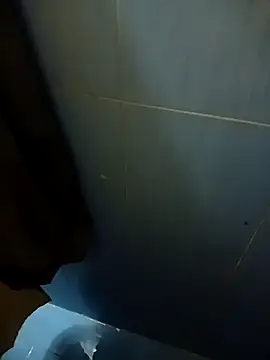 Niaikkk online show from 11/13/25, 11:03