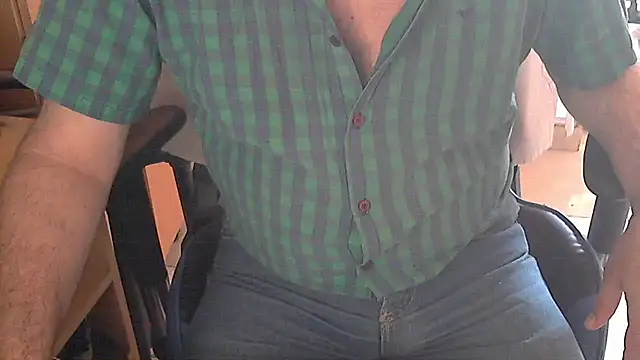 angelgarcia269 online show from 12/15/24, 02:27