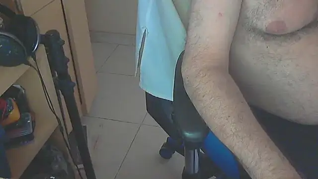 angelgarcia269 online show from 01/17/25, 09:39