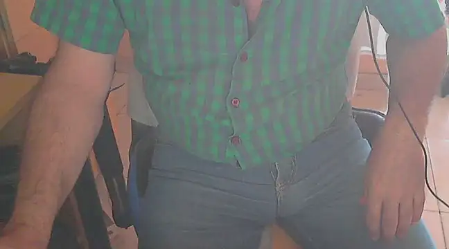 angelgarcia269 online show from 02/18/25, 06:47