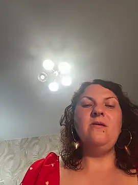 Snapshot of Taisia_W chatting on 07/16/26, 06:52 Taisia W online show from 07/16/26, 06:52