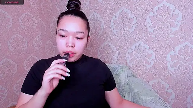 Kris top Lee online show from 04/07/26, 02:45