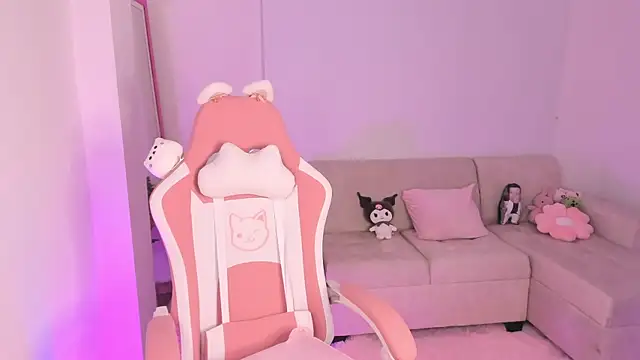 Snapshot of kityangelss chatting on 02/16/25, 10:54 kityangelss online show from 02/16/25, 10:54