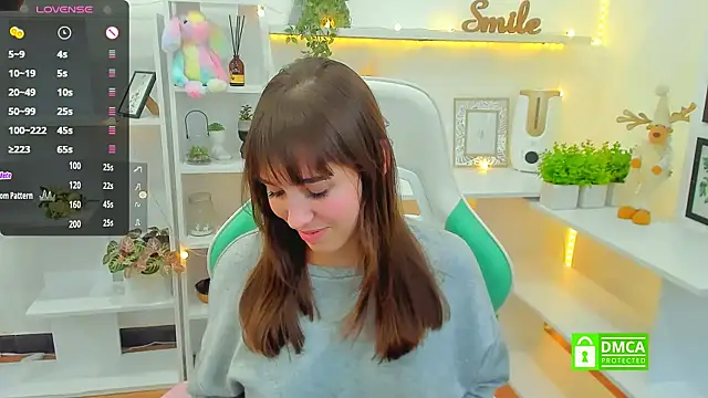  Eliizabeth  online show from 02/01/25, 04:24