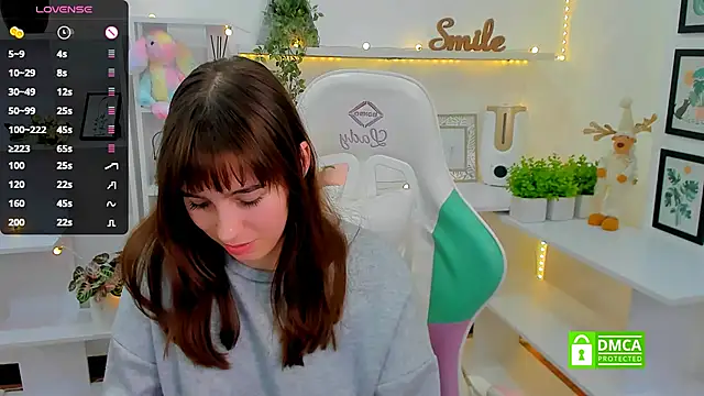  Eliizabeth  online show from 02/14/25, 11:31