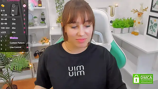  Eliizabeth  online show from 03/15/25, 09:16