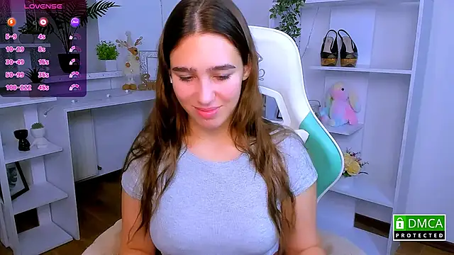  Eliizabeth  online show from 11/18/25, 11:15