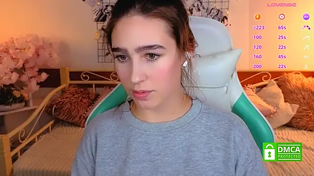  Eliizabeth  online show from 02/26/26, 09:47