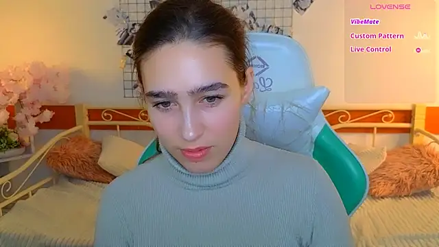  Eliizabeth  online show from 03/20/26, 10:14