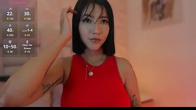 emma woods  online show from 10/06/25, 08:28