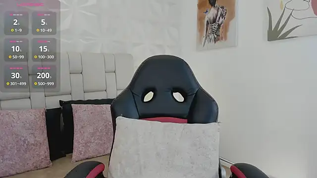 emma woods  online show from 10/15/25, 08:53