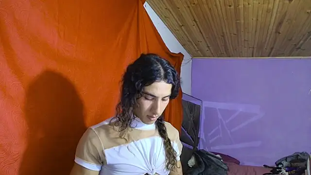 roxana collins online show from 11/07/25, 04:45