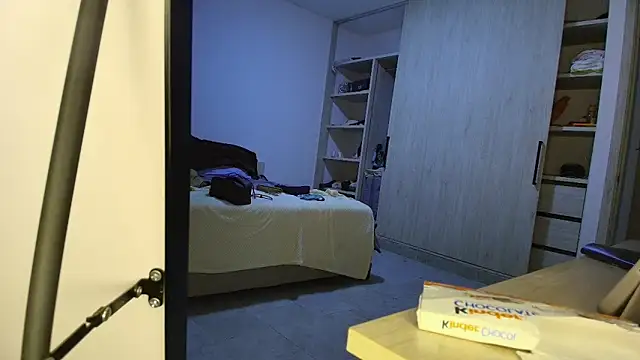 roxana collins online show from 03/26/26, 03:23