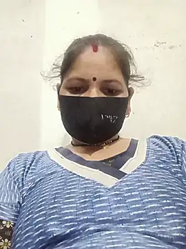 Snapshot of Riyaa-Devi chatting on 07/13/26, 05:49 Riyaa-Devi online show from 07/13/26, 05:49