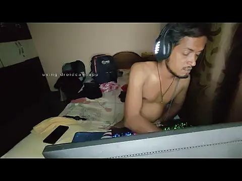 Snapshot of Sexypavi09 chatting on 10/09/25, 06:39 Sexypavi09 online show from 10/09/25, 06:39