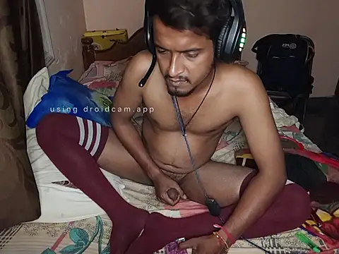 Snapshot of Sexypavi09 chatting on 10/11/25, 07:45 Sexypavi09 online show from 10/11/25, 07:45