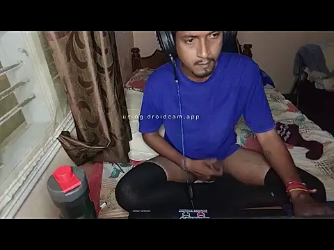 Snapshot of Sexypavi09 chatting on 10/23/25, 06:39 Sexypavi09 online show from 10/23/25, 06:39