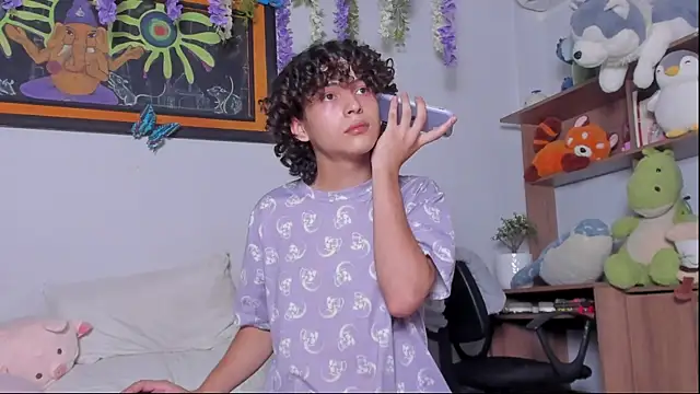 Cherry boy 18 online show from 02/18/25, 02:16