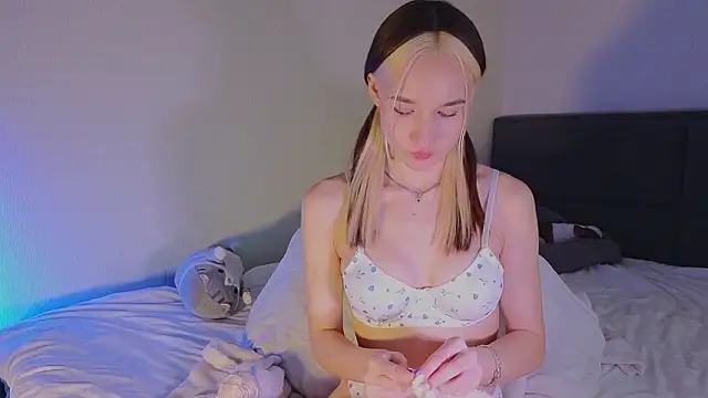 Snapshot of shey1i chatting on 03/01/26, 09:06 shey1i online show from 03/01/26, 09:06