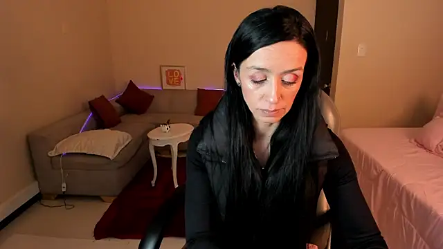 Kristen Garner online show from 07/06/26, 08:00