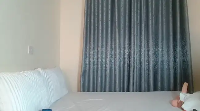 Snapshot of Elegant_Ebony chatting on 12/28/24, 08:58 Elegant Ebony online show from 12/28/24, 08:58