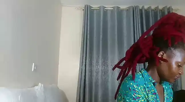 Snapshot of Elegant_Ebony chatting on 02/16/25, 01:47 Elegant Ebony online show from 02/16/25, 01:47