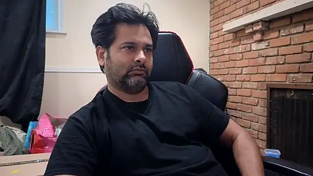 Snapshot of Sakhtlaundaz chatting on 07/25/26, 01:30 Sakhtlaundaz online show from 07/25/26, 01:30