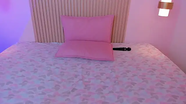 EmilyEvans7 online show from 02/12/26, 03:01