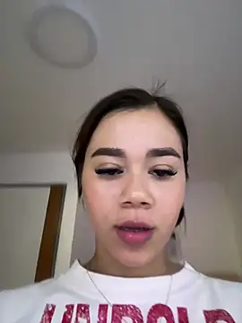 EmilyEvans7 online show from 02/20/26, 05:02