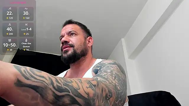 Snapshot of musclemonster31 chatting on 06/17/26, 09:49 musclemonster31 online show from 06/17/26, 09:49