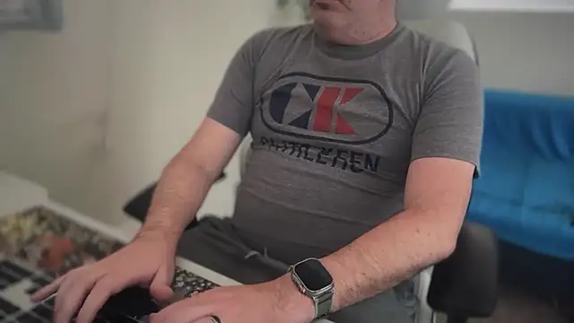 Snapshot of Pup_Rush chatting on 04/01/26, 07:44 Pup Rush online show from 04/01/26, 07:44