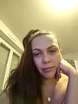 Snapshot of LEAsquirt91 chatting on 12/13/24, 01:48 LEAsquirt91 online show from 12/13/24, 01:48