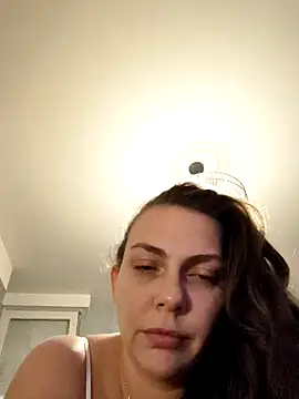 Snapshot of LEAsquirt91 chatting on 12/30/24, 02:20 LEAsquirt91 online show from 12/30/24, 02:20