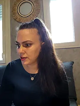 Snapshot of LEAsquirt91 chatting on 02/27/25, 08:39 LEAsquirt91 online show from 02/27/25, 08:39