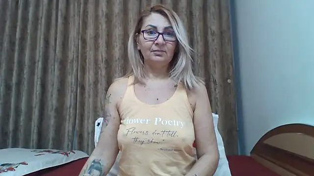PussyEvely online show from 01/13/25, 05:44