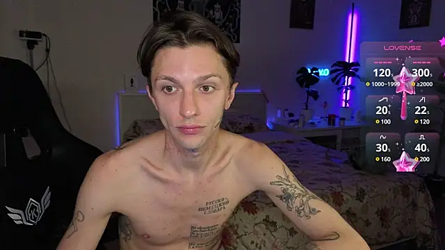 Snapshot of Tima_Lexikov_ chatting on 12/17/24, 11:17 Tima Lexikov online show from 12/17/24, 11:17