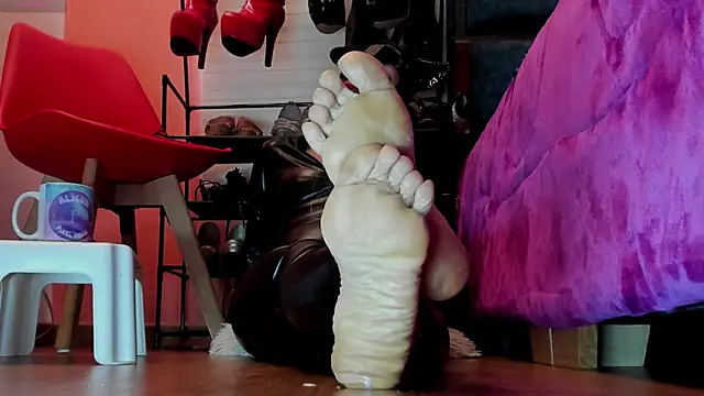  BrendaMichel  online show from 03/19/25, 06:55