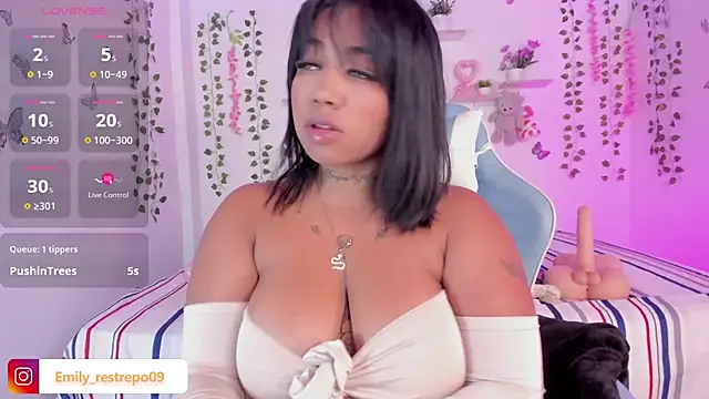 Emily restrepo online show from 01/25/25, 12:16