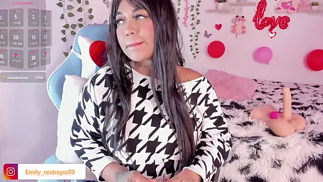 Emily restrepo online show from 02/18/25, 08:05