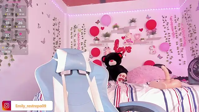 Emily restrepo online show from 02/24/25, 09:21