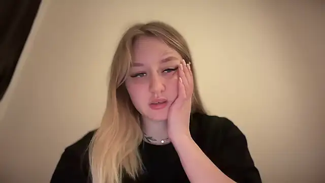 Snapshot of Isabel-Bailey chatting on 12/04/24, 10:08 Isabel-Bailey online show from 12/04/24, 10:08