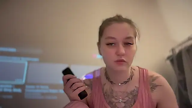 Snapshot of Isabel-Bailey chatting on 12/17/24, 09:16 Isabel-Bailey online show from 12/17/24, 09:16