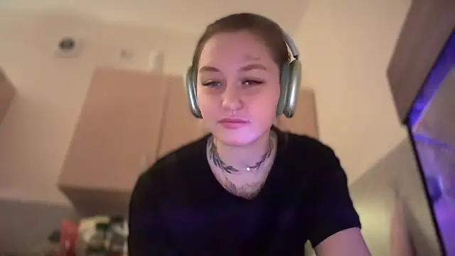 Snapshot of Isabel-Bailey chatting on 01/18/25, 12:57 Isabel-Bailey online show from 01/18/25, 12:57