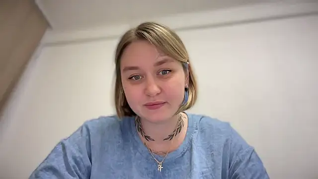 Snapshot of Isabel-Bailey chatting on 10/10/25, 10:09 Isabel-Bailey online show from 10/10/25, 10:09