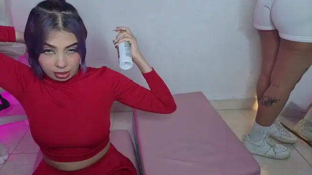 Cuteprincess21 online show from 06/03/26, 02:36